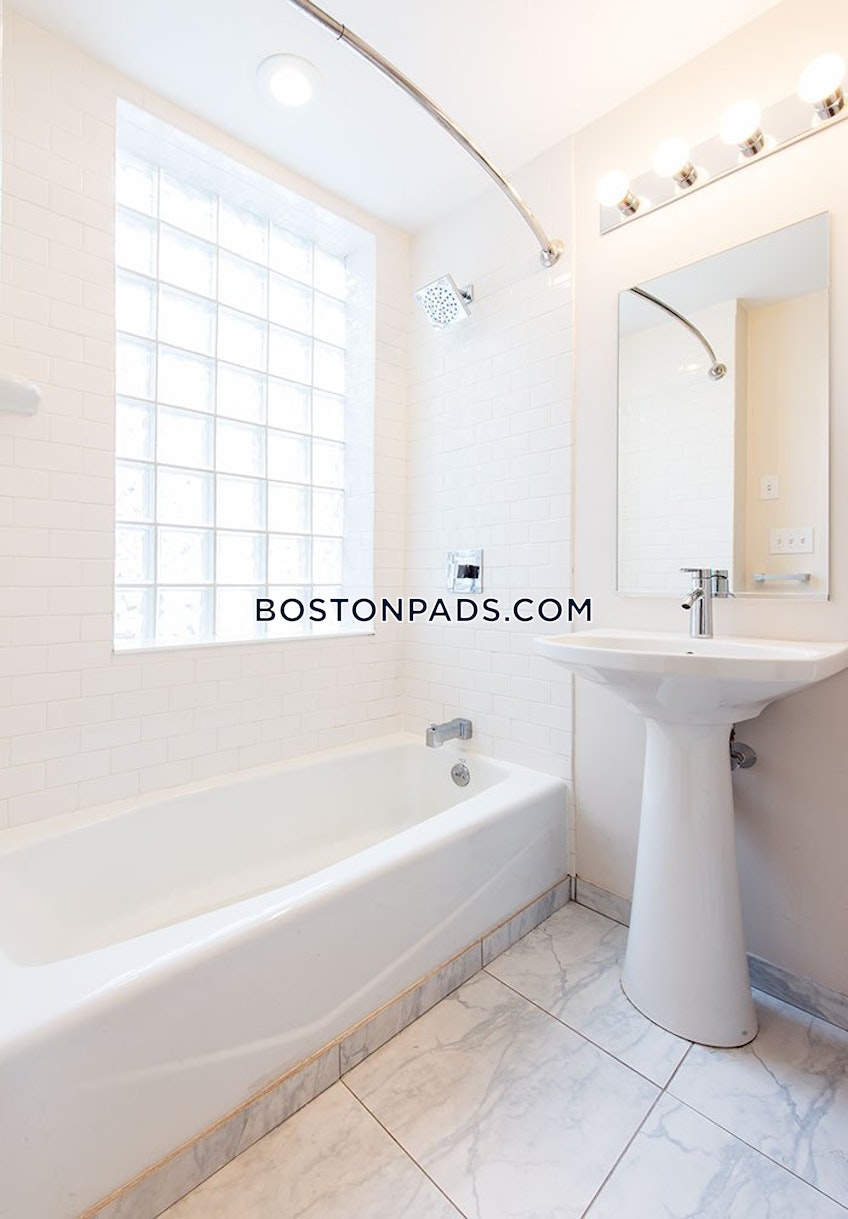 Boston - $3,000 /month