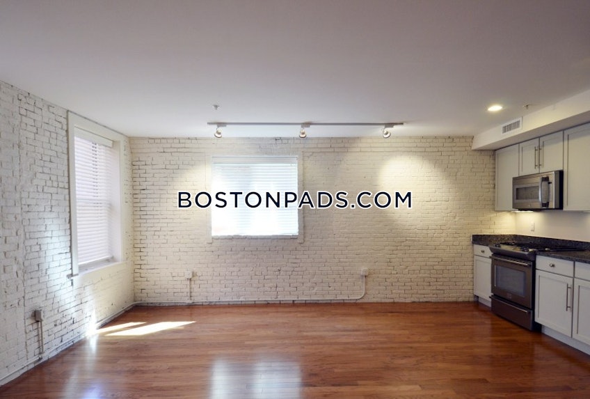 Boston - $3,700 /month