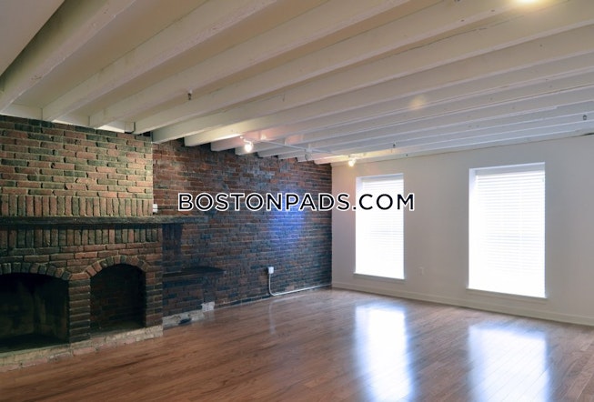 Boston - $3,700 /mo