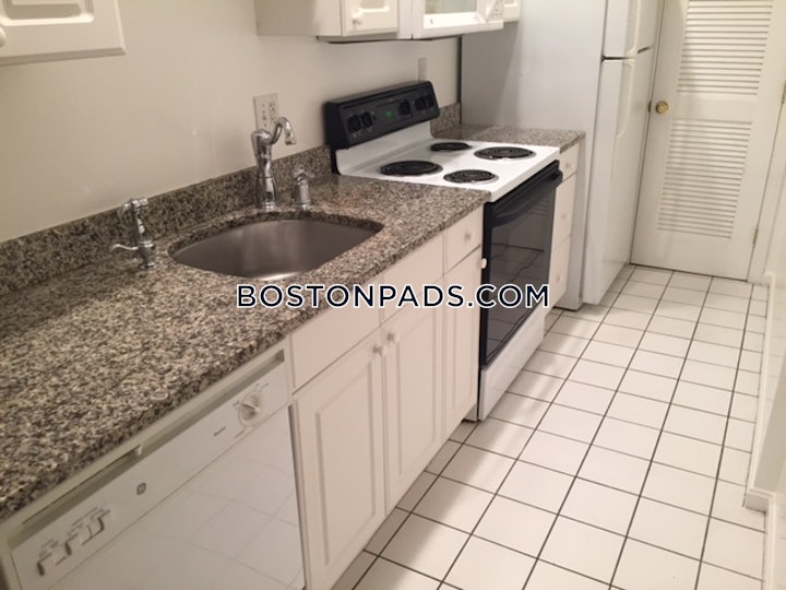 north-end-apartment-for-rent-2-bedrooms-1-bath-boston-3400-4614614 