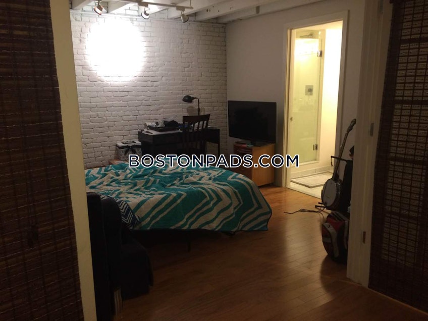 Boston - $3,700 /month