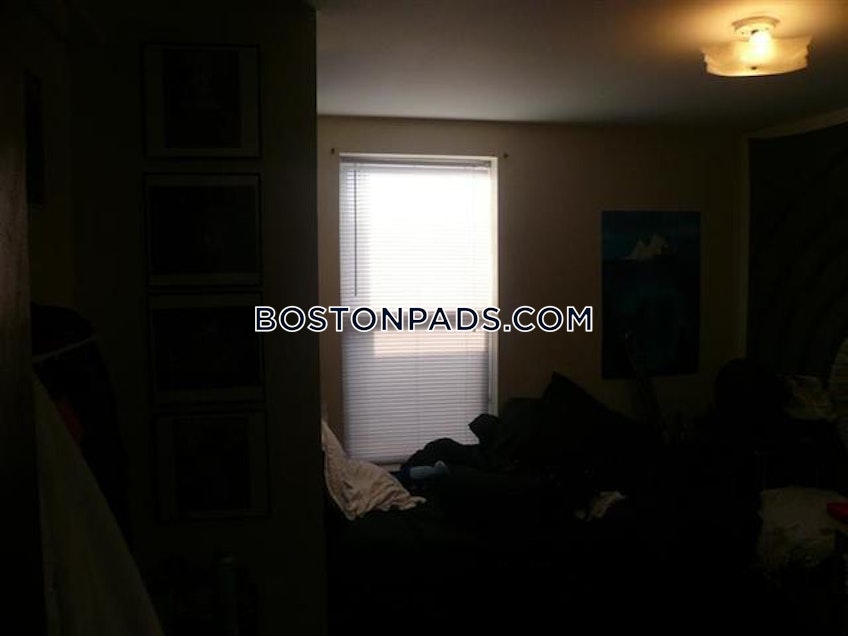 Boston - $3,333 /month