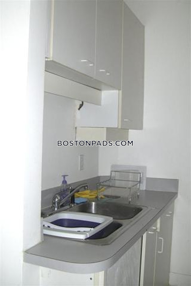 Boston - $2,150 /mo