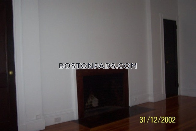 Boston - $3,450 /mo