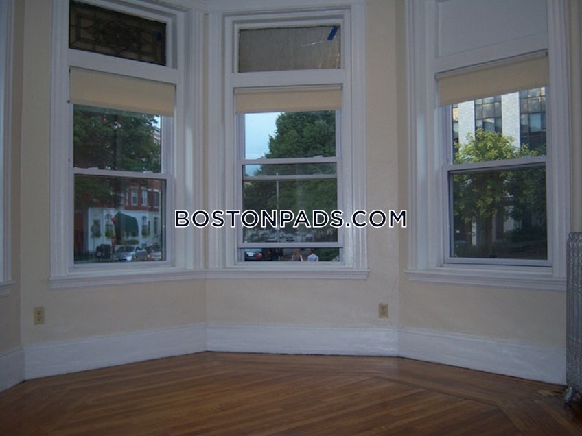 Boston - $4,500 /month