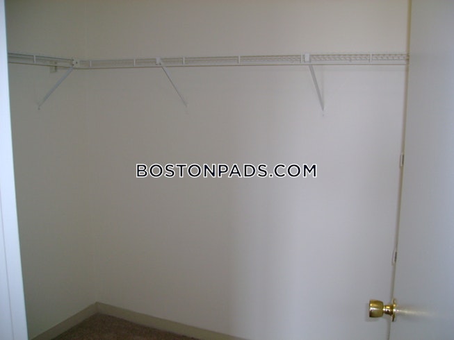 Boston - $4,350 /mo