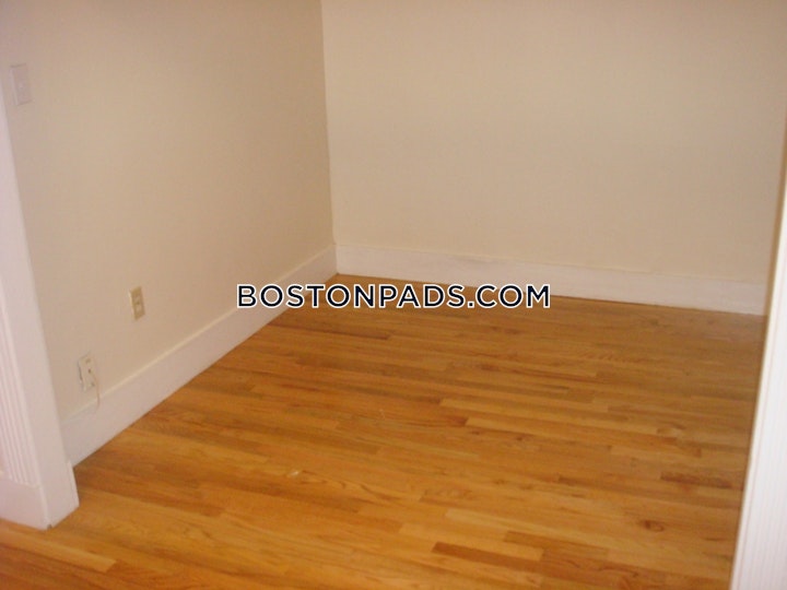 Hemenway St. Boston picture 19