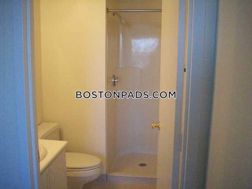 Boston - $4,350 /month