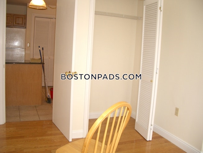 Boston - $5,100 /mo