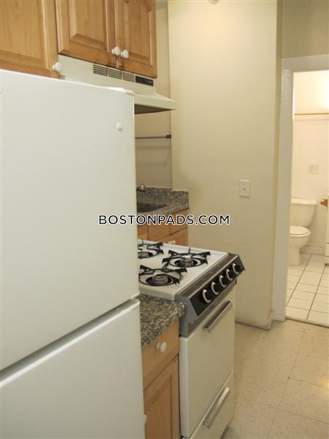 Boston - $2,650 /mo