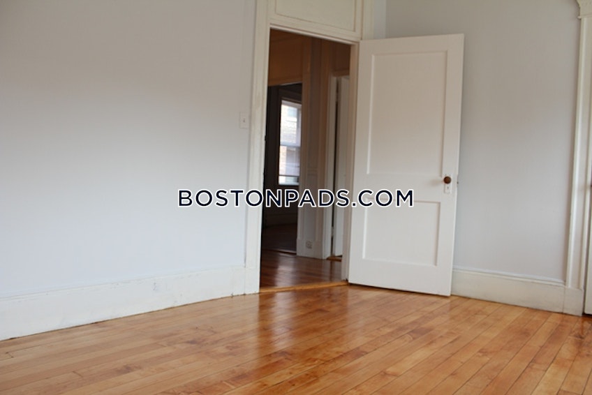 Boston - $4,200 /month