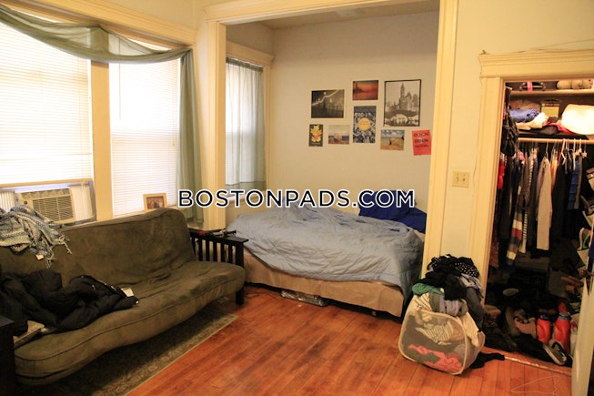 Boston - $2,000 /mo