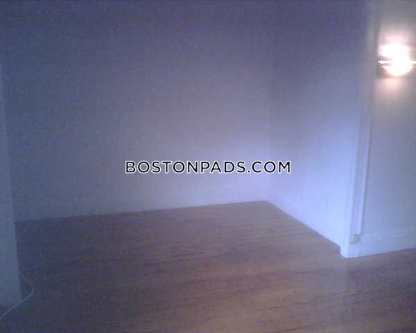 Boston - $2,900