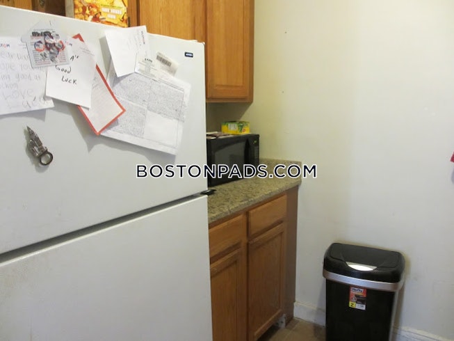 Boston - $2,950 /mo