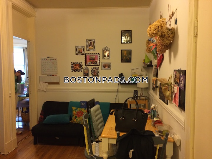 fenwaykenmore-apartment-for-rent-2-bedrooms-1-bath-boston-4800-4556958 