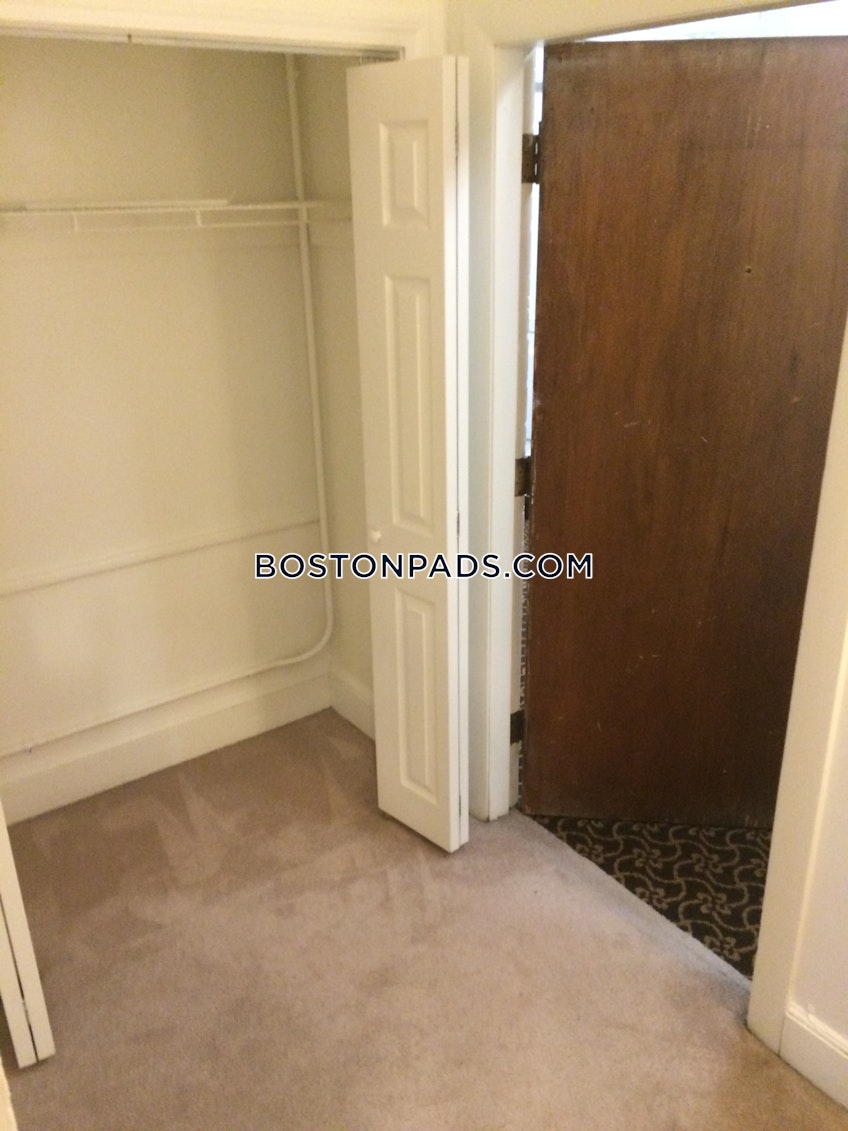 Boston - $2,475 /month