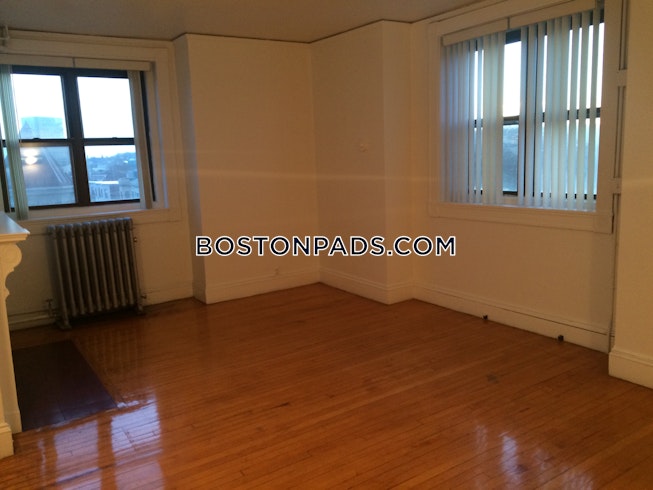 Boston - $3,450 /mo