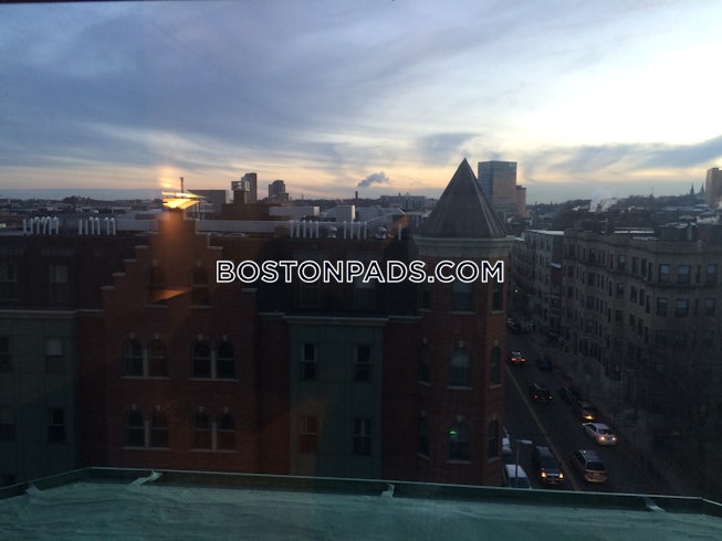 Boston - $3,450 /mo