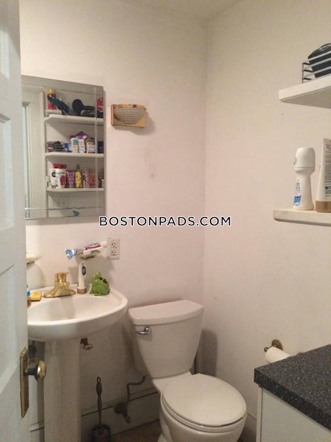 Boston - $1,500 /mo