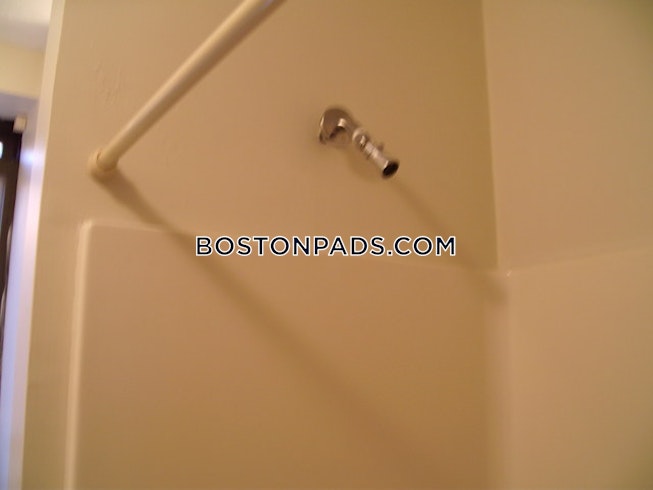 Boston - $2,050 /mo