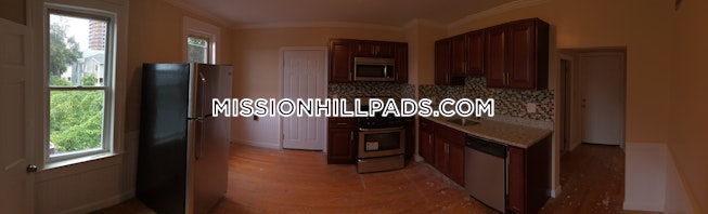 Boston - $3,695 /mo