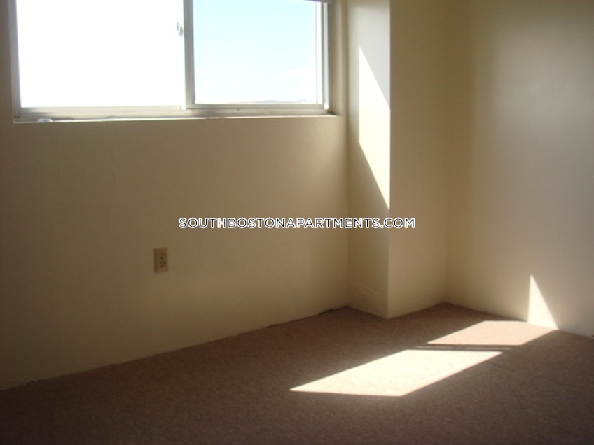 Boston - $2,950 /month