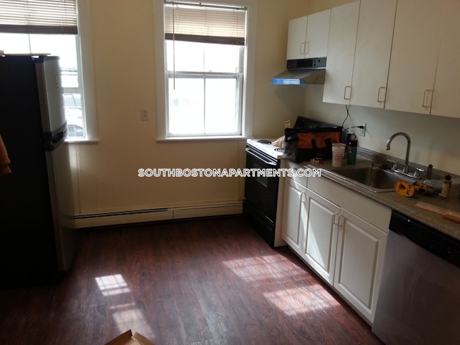 Boston - $1,750 /mo