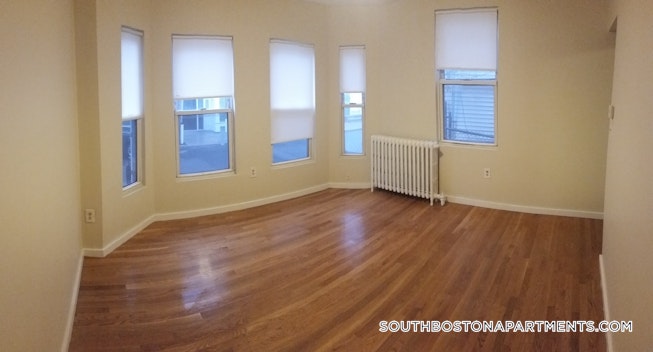 Boston - $2,450 /mo