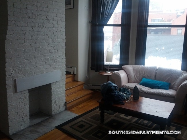 Boston - $3,400 /mo