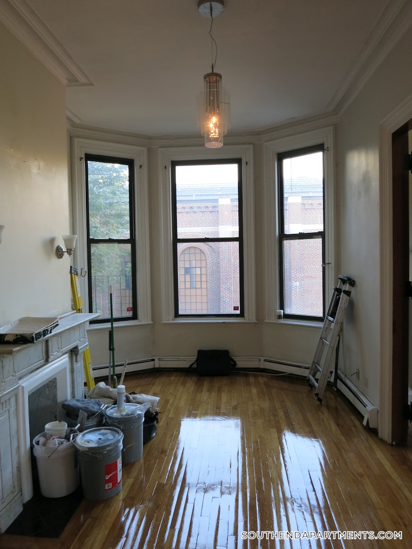 Boston - $3,350 /month