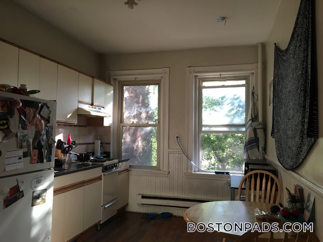 Boston - $2,150 /mo