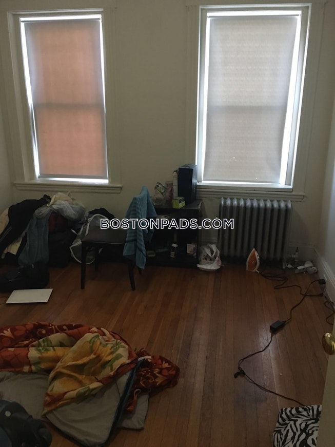 Boston - $2,225 /mo