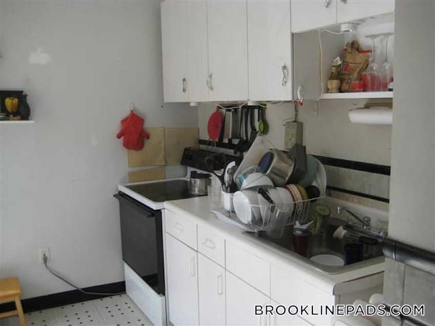 Brookline - $5,300 /month