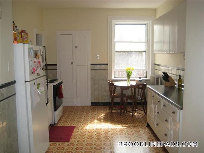 Brookline - $4,300 /mo