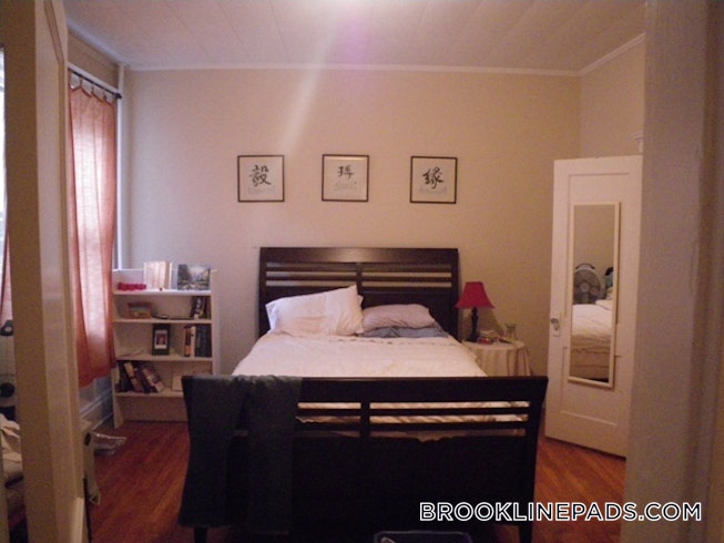 Brookline - $5,200 /mo