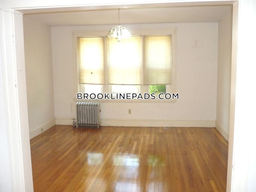 Brookline - $4,800 /month