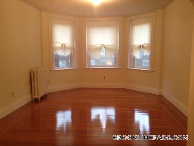 Brookline - $4,300 /mo