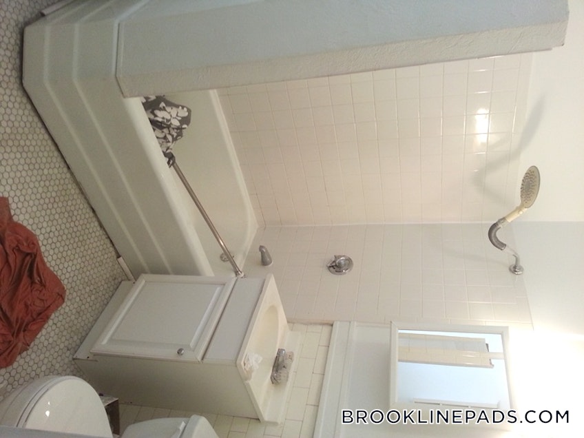 Brookline - $5,200 /month