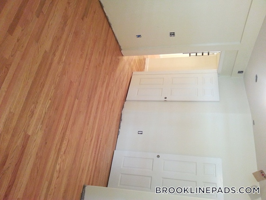 Brookline - $6,100 /month