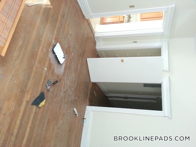 Brookline - $5,350 /mo