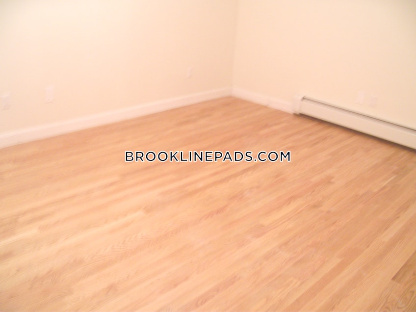 Brookline - $6,100 /month