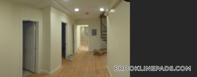 Brookline - $5,200 /mo