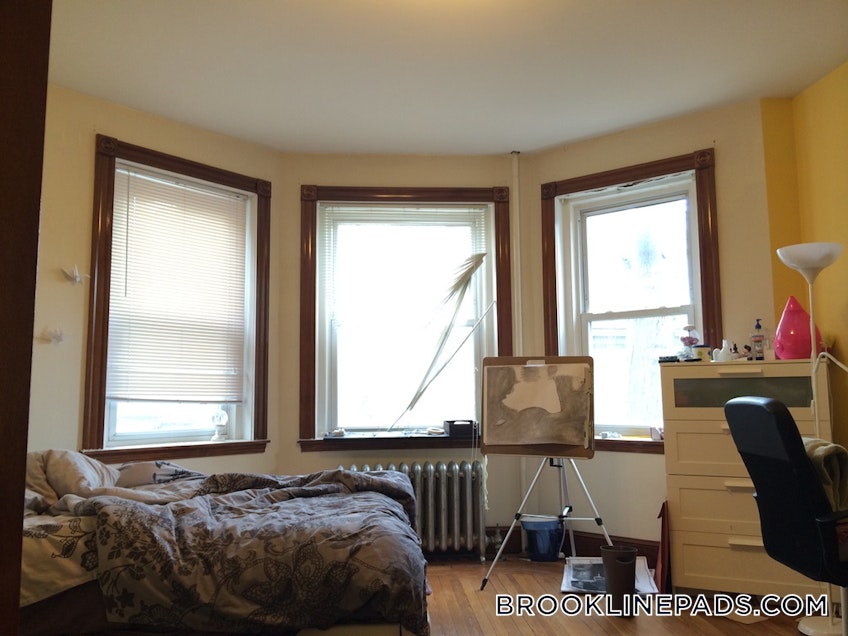 Brookline - $4,150 /month