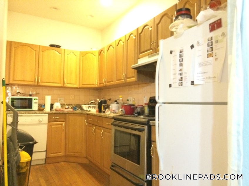 Brookline - $4,150 /month