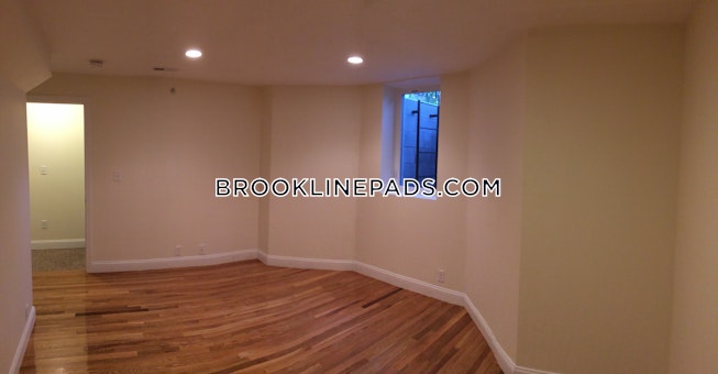 Brookline - $3,785 /mo