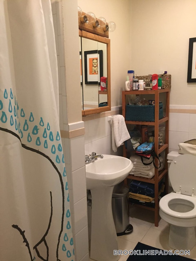 Brookline - $3,400 /mo