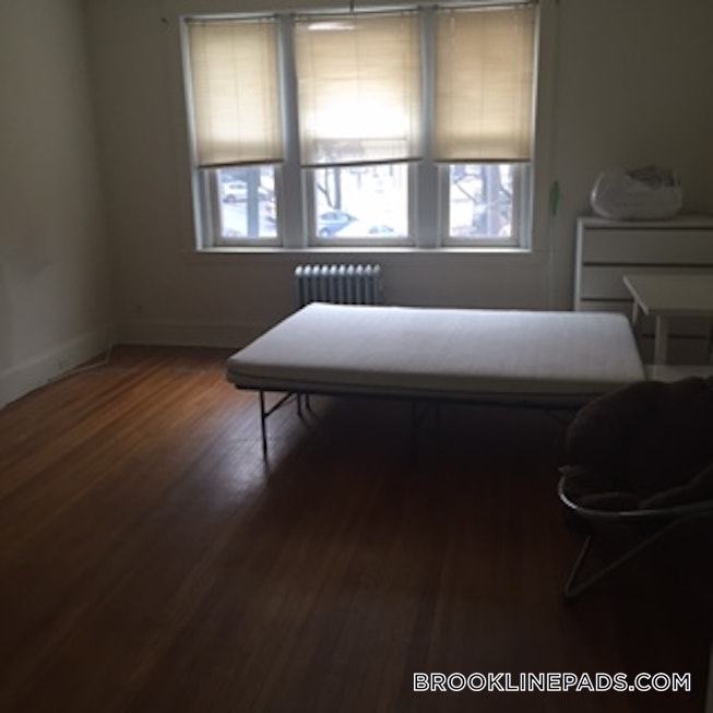 Brookline - $4,950 /mo