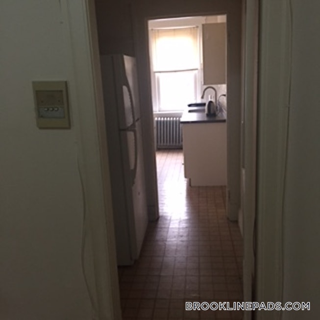 Brookline - $4,950 /mo