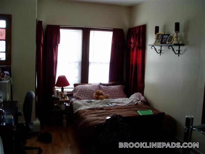 Brookline - $4,500 /mo