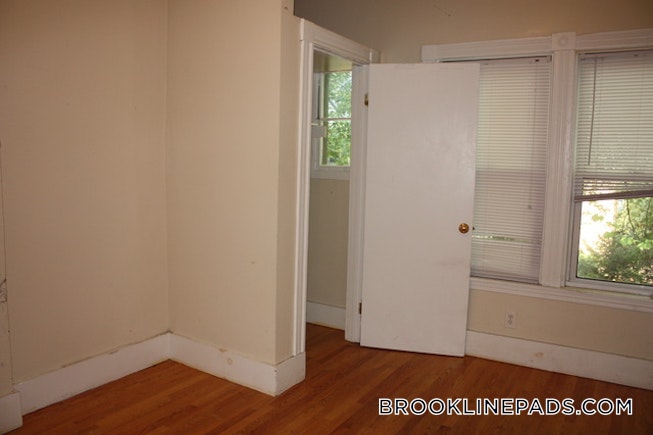 Brookline - $4,800 /mo